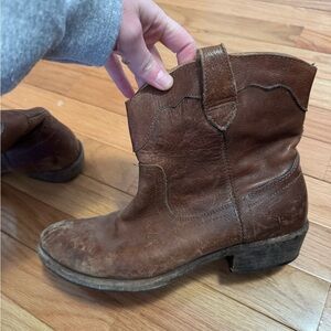 Frye Tan Leather Boots